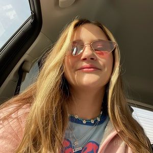 Meet your Posher, Teagan